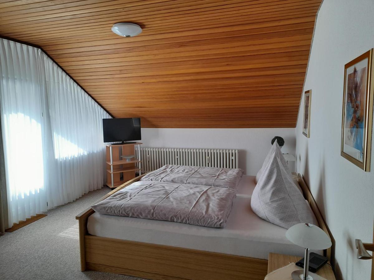 Ferienwohnung Und Gaestezimmer Iburgblick Bad Driburg Dış mekan fotoğraf