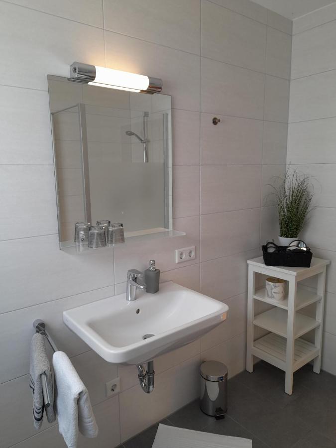 Ferienwohnung Und Gaestezimmer Iburgblick Bad Driburg Dış mekan fotoğraf